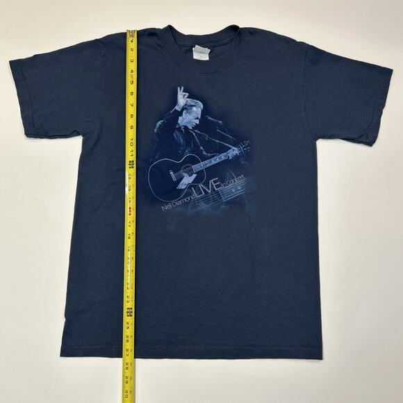 Neil Diamond Live Shirt Mens Size Medium Blue Classic Rock Band Tee - Picture 11 of 12